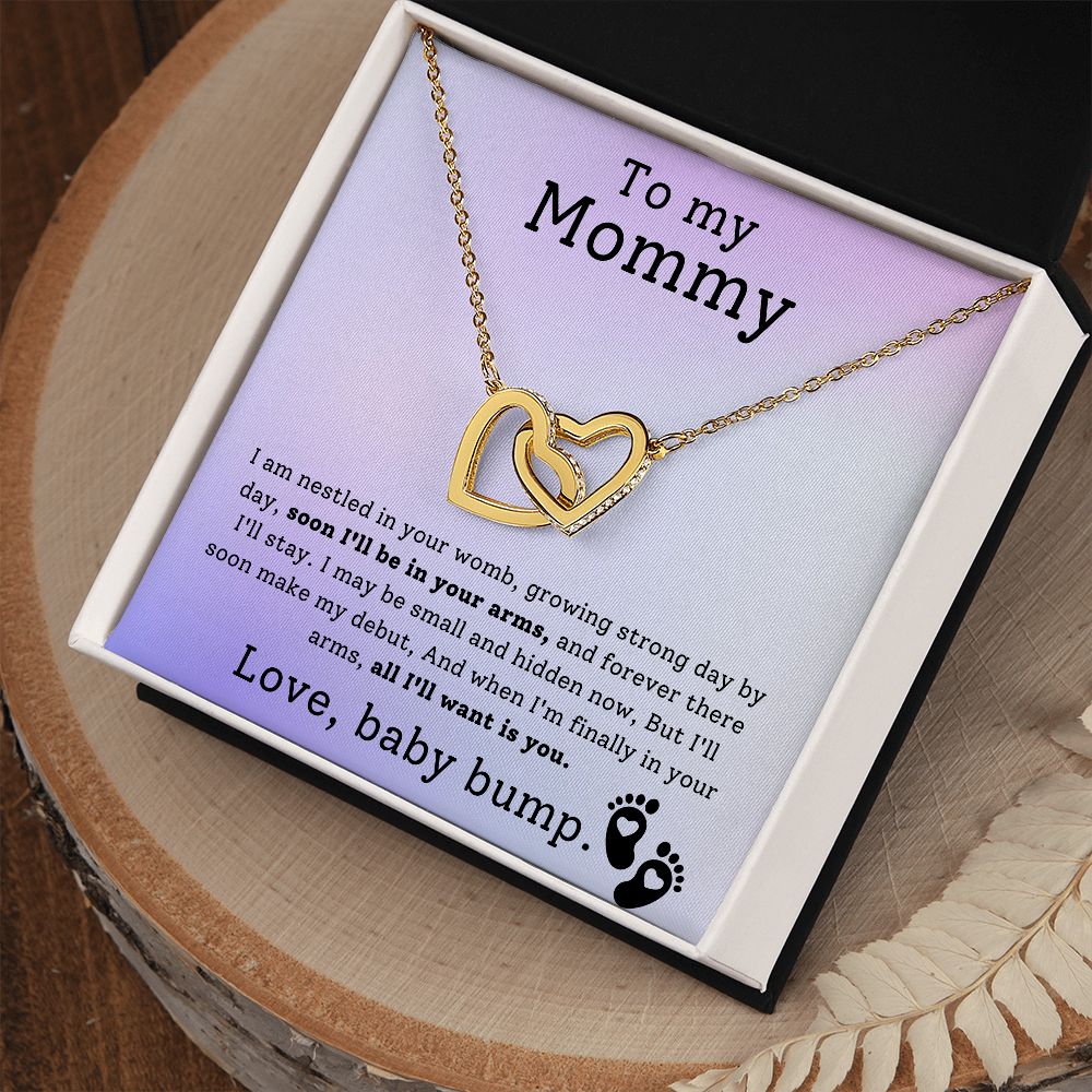 Interlocking Hearts For Mom From Baby Bump - I am Nestled In Your Womb