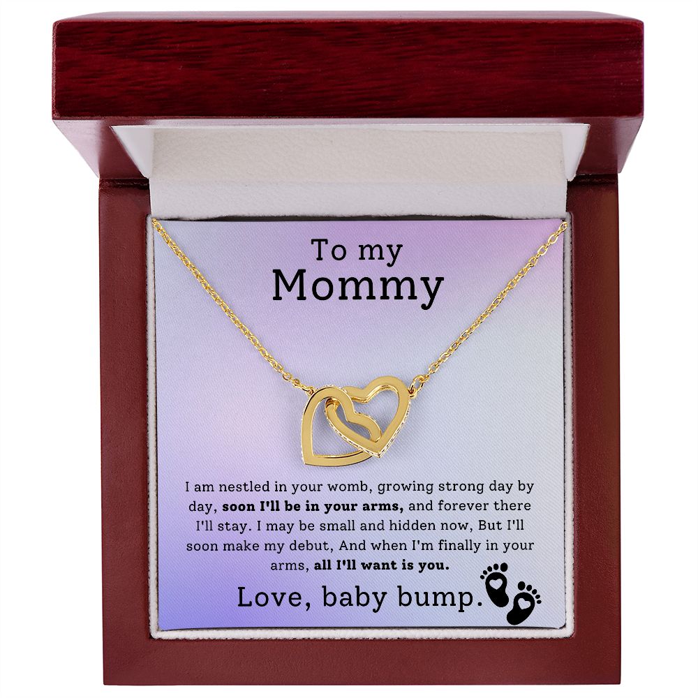 Interlocking Hearts For Mom From Baby Bump - I am Nestled In Your Womb